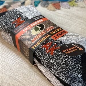 NWT Men’s Mossy Oak Full Cushion Thermal Socks - Black and Gray 2 Pack